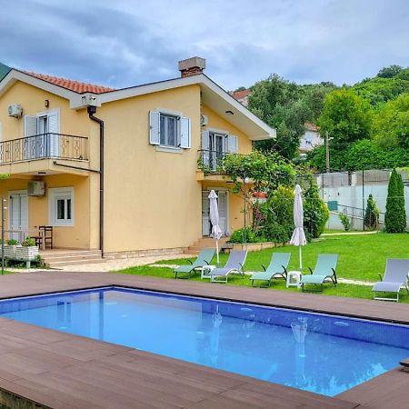 Villa, Pool And Relax For 12 Persons Kuti Exteriér fotografie